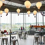 Moxy Bonn Airport