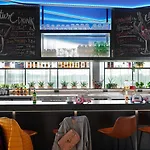 מלון Moxy Bonn Airport
