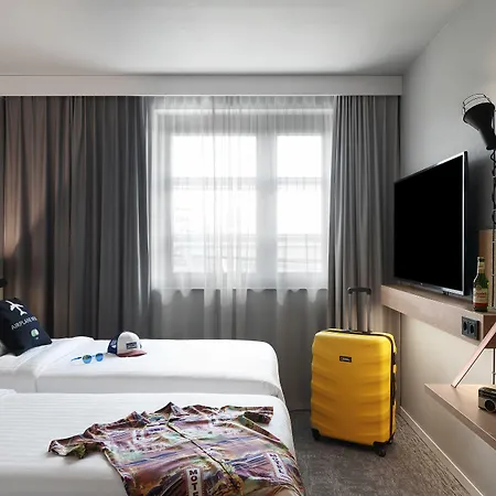 Moxy Bonn Airport Κολωνία