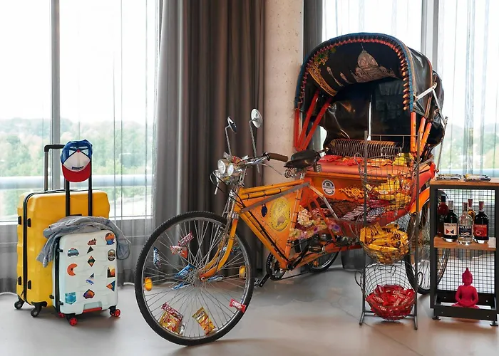 Moxy Bonn Airport Szálloda