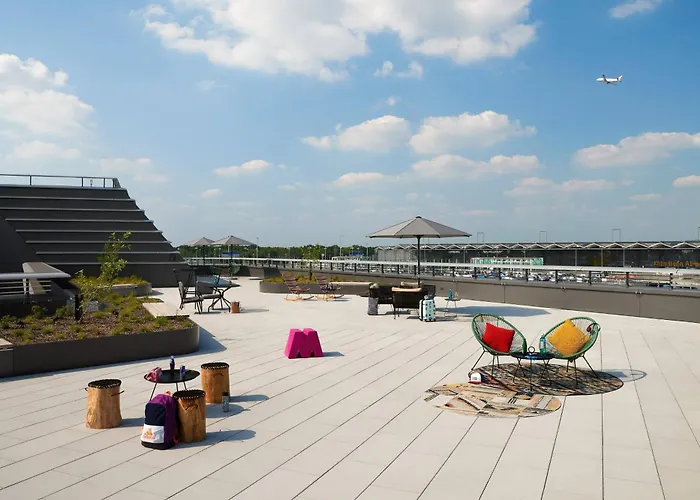 Szálloda Moxy Bonn Airport