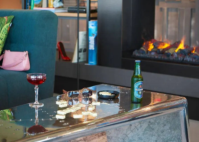 Moxy Bonn Airport 4* 쾰른
